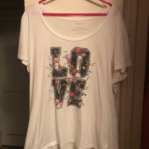 Woman’s torrid t shirt sz 3
